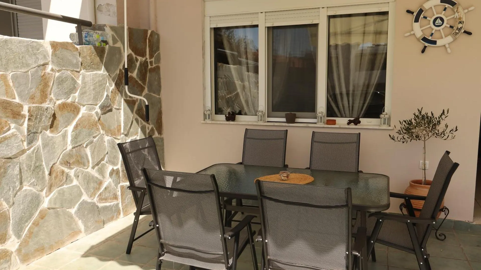 Apartment Apartman Kormilo Neos Marmaras
